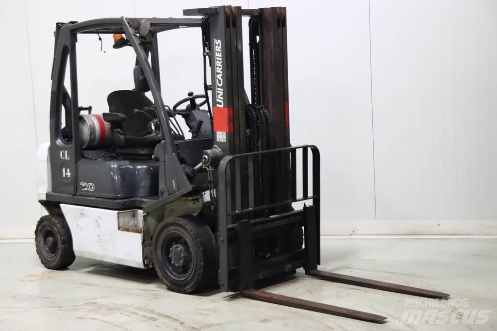 Nissan U1D2A20LQ Nestekaasutrukit