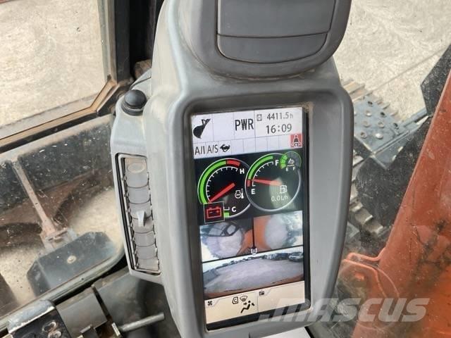 Hitachi ZX 135 US-6 Telakaivukoneet