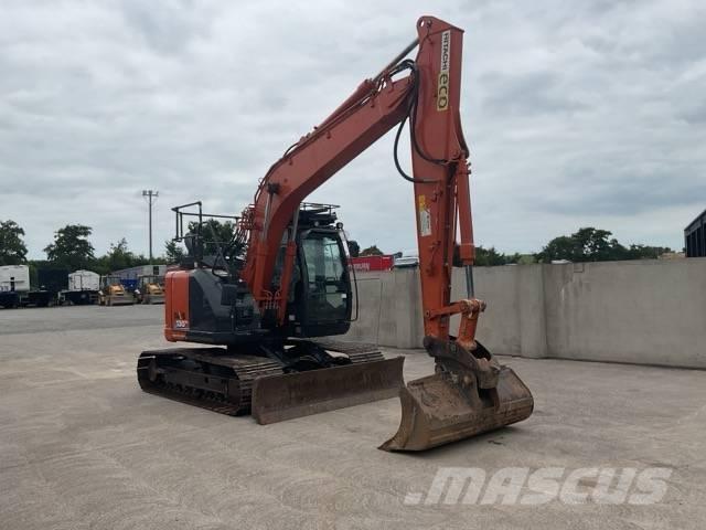 Hitachi ZX 135 US-6 Telakaivukoneet