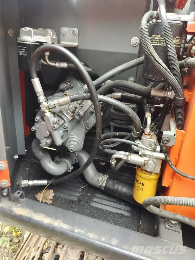 Hitachi ZX 70 Midikaivukoneet 7t - 12t
