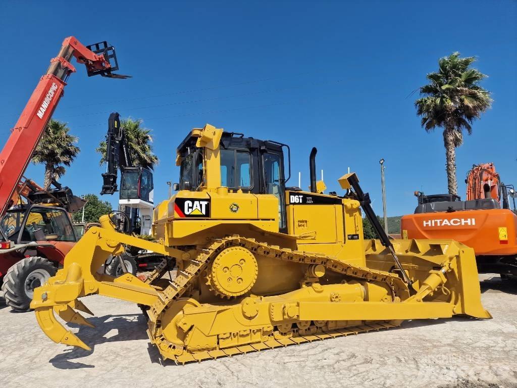 CAT D 6 T XL Telaketjupuskutraktorit