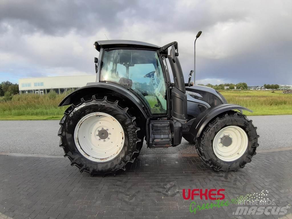 Valtra N134 Traktorit
