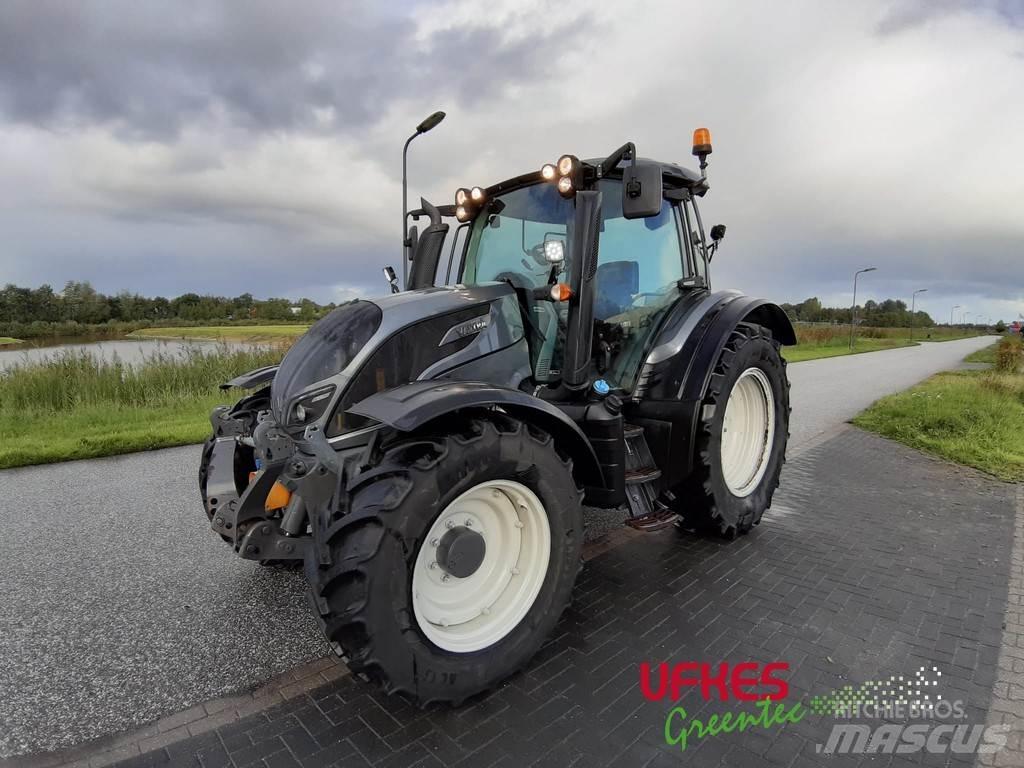 Valtra N134 Traktorit