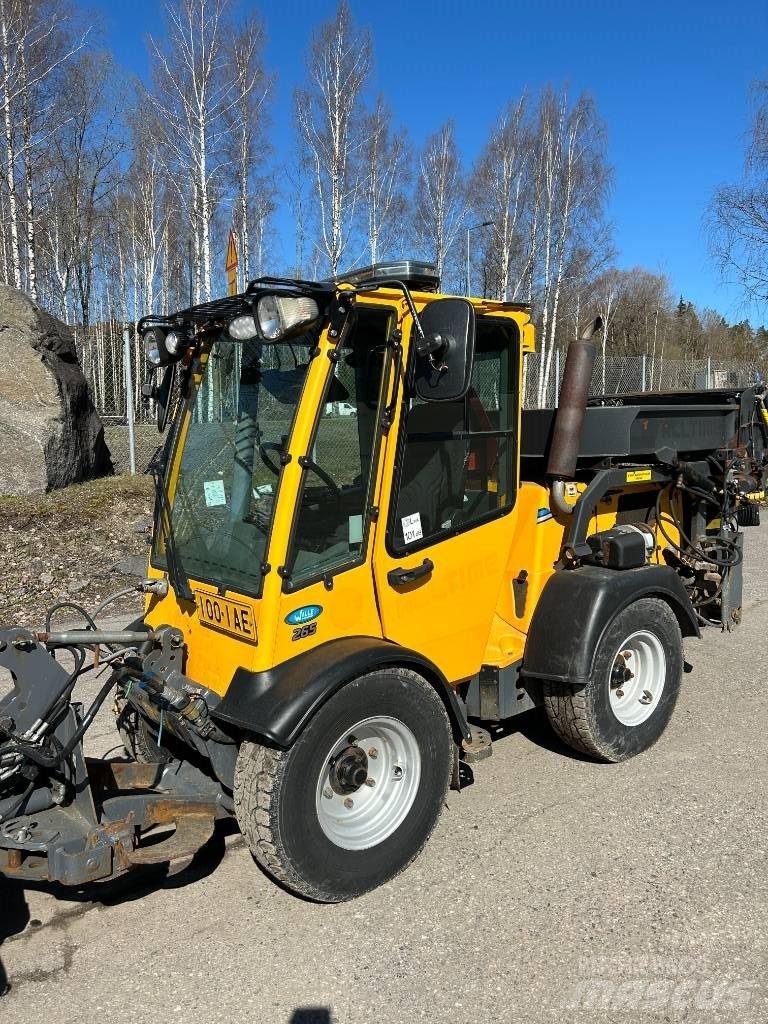 Wille 265 Taajamatraktorit