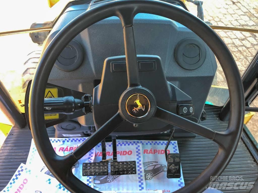 DEERE 310 L Kaivurikuormaajat
