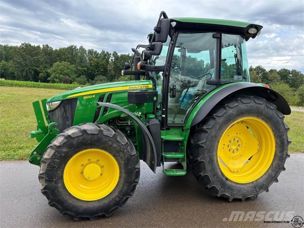 John Deere 5100R Traktorit