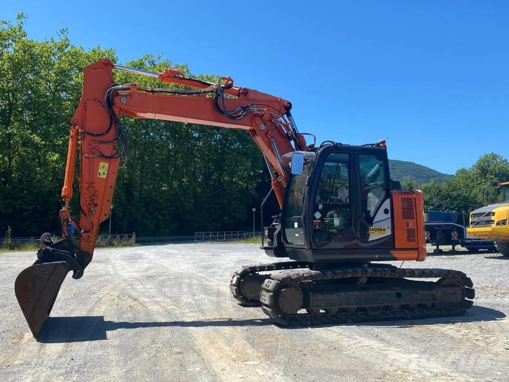 Hitachi ZX 135 US-6 Telakaivukoneet