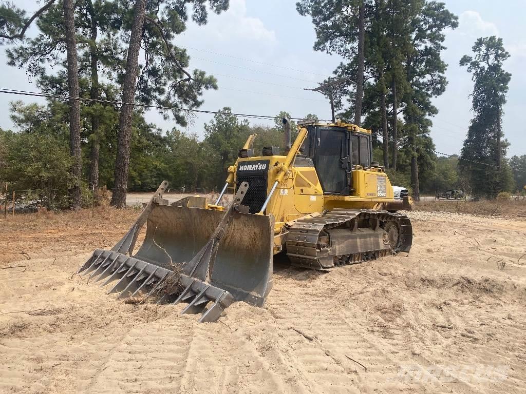 Komatsu D 65 WX-17 Telaketjupuskutraktorit