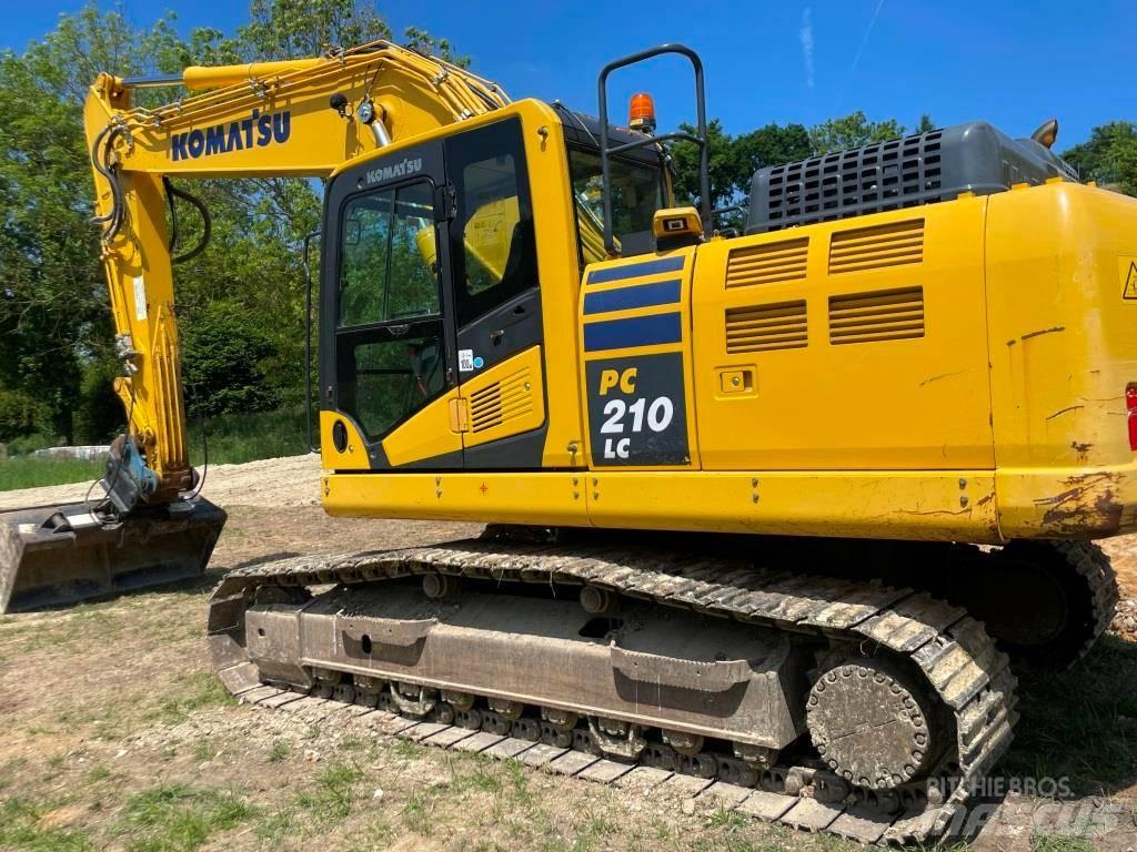 Komatsu PC210LC-11E0 Telakaivukoneet