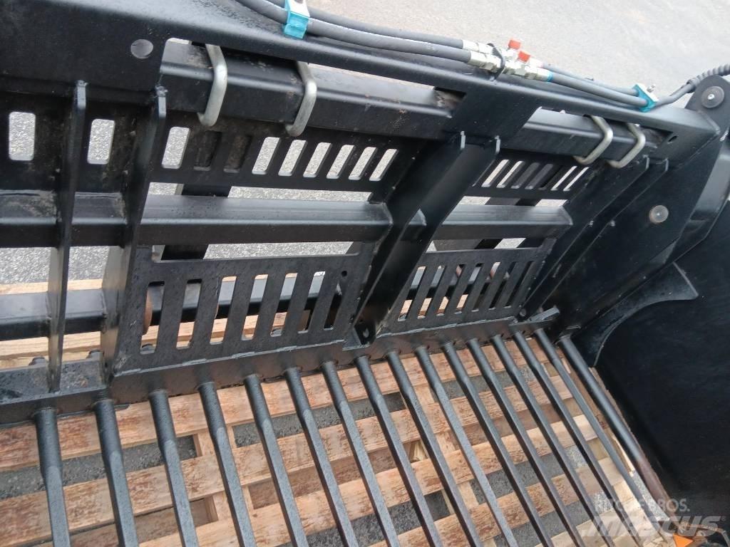 Ålö Silocut XL+ 225 Karjan ruokintalaitteet