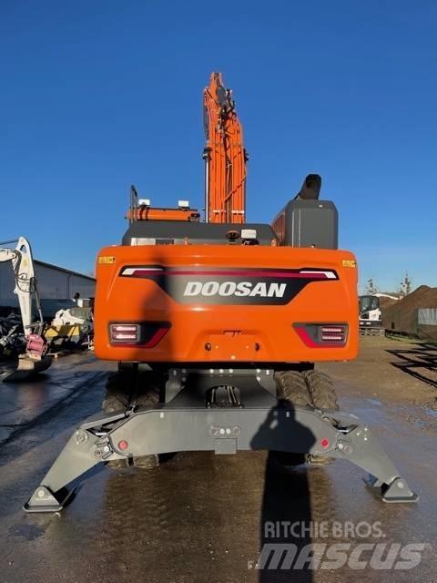 Doosan DX210W-7 Pyöräkaivukoneet