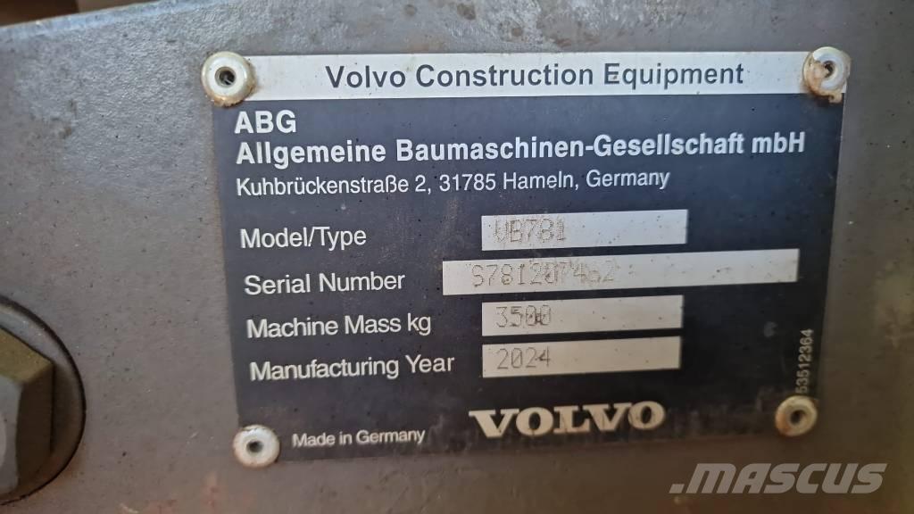 Volvo P 8820 D Muut
