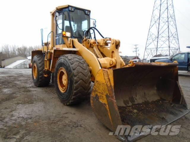 Komatsu WA 350-1 Pyöräkuormaajat