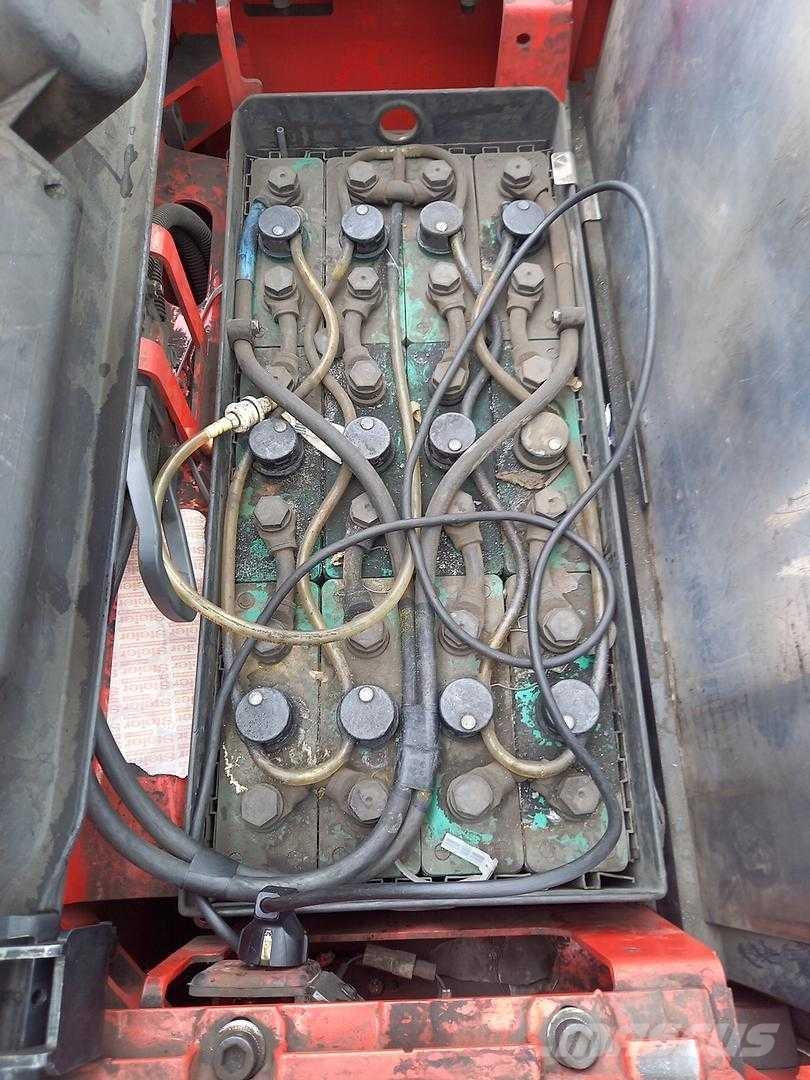 Linde L20 Käyden ajettavat pinoamistrukit