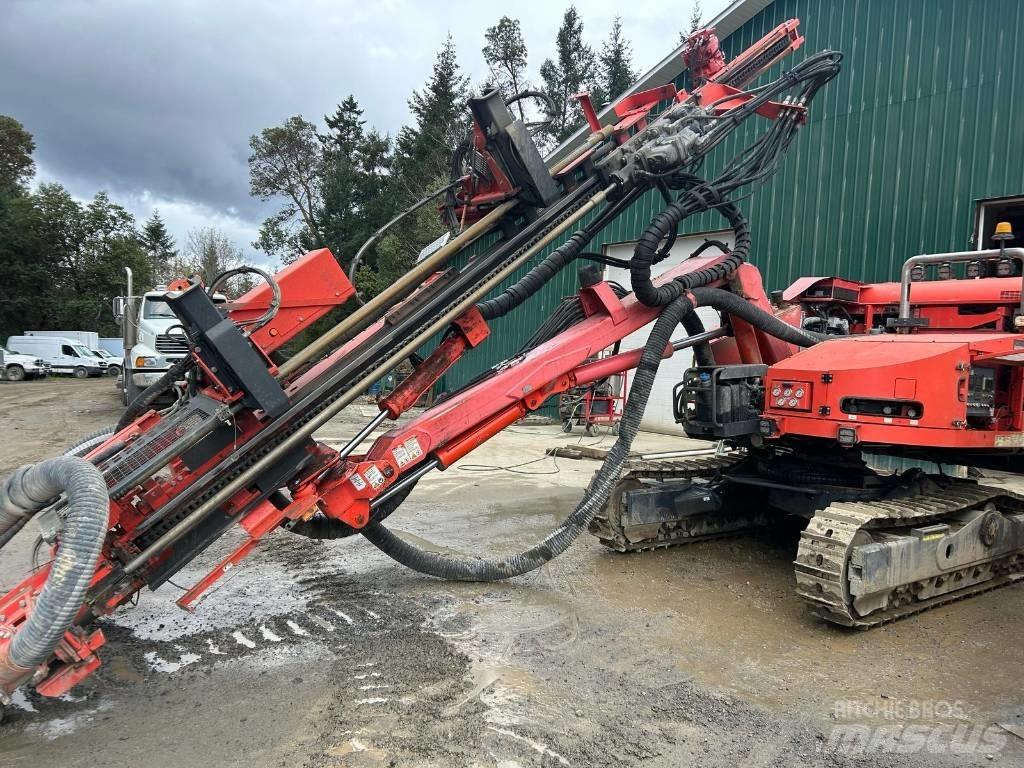 Sandvik DX 800R Avolouhintaporauslaitteet