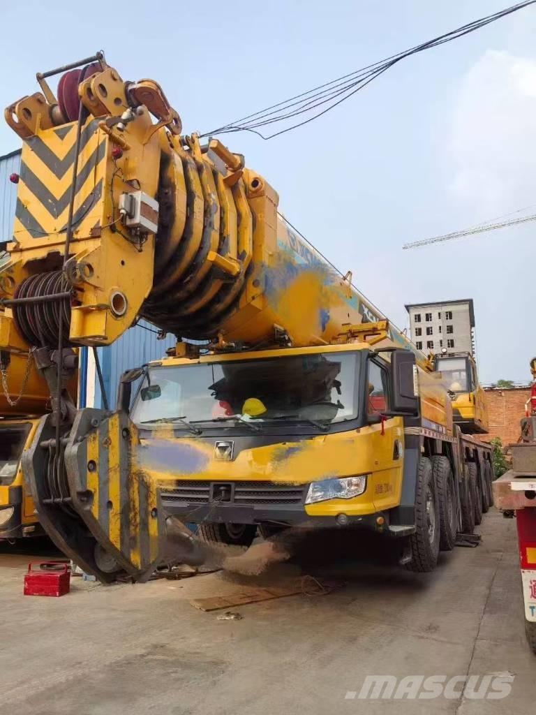 XCMG XCA300 Mobiilinosturit