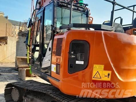 Hitachi ZX 135 US-6 Telakaivukoneet