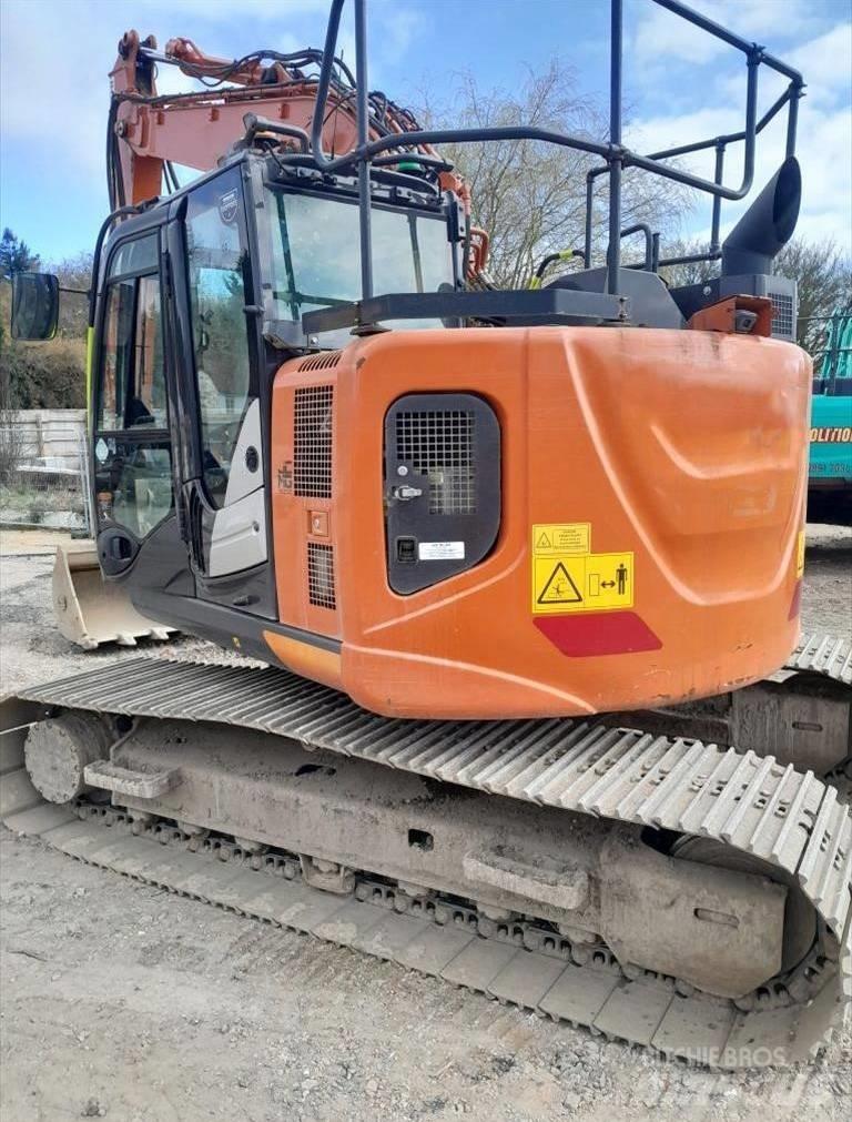 Hitachi ZX 135 US-6 Telakaivukoneet