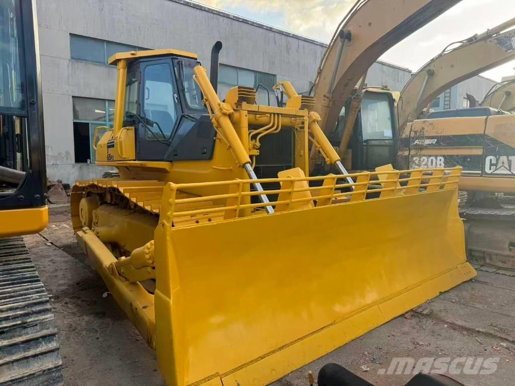 Komatsu D 65 PX-12 Telaketjupuskutraktorit