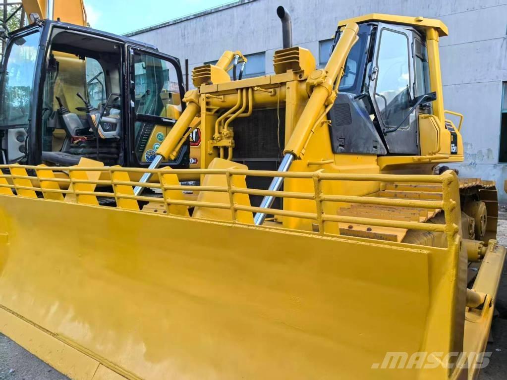 Komatsu D 65 PX-12 Telaketjupuskutraktorit
