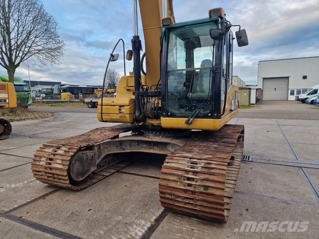 CAT 323d Telakaivukoneet
