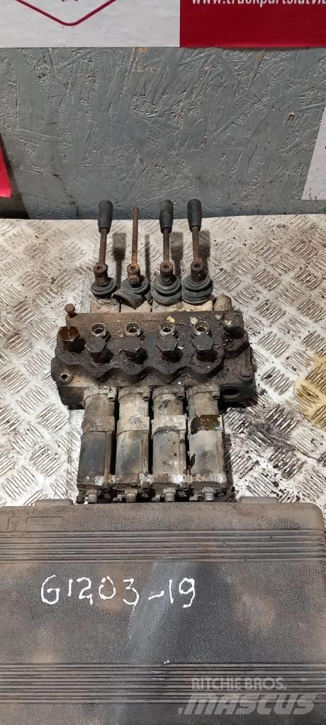 Scania 93 divider Hydrauliikka