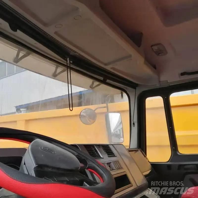 Shacman F3000 6X4 Vetopöytäautot