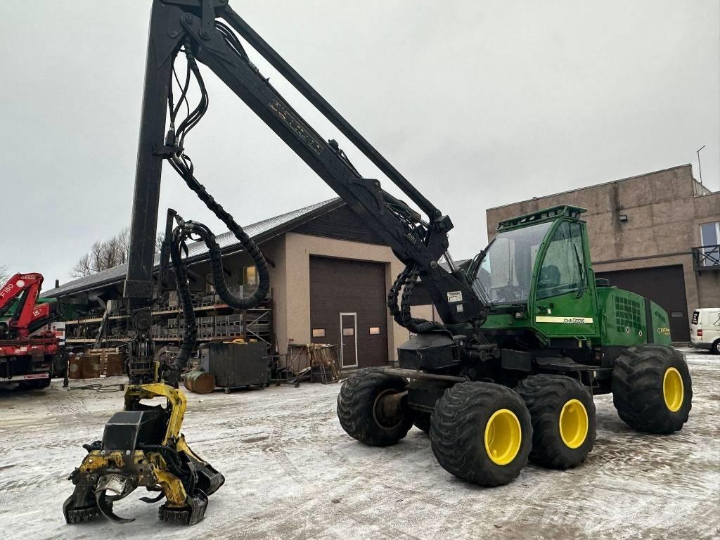 John Deere 1070 D Harvesterit