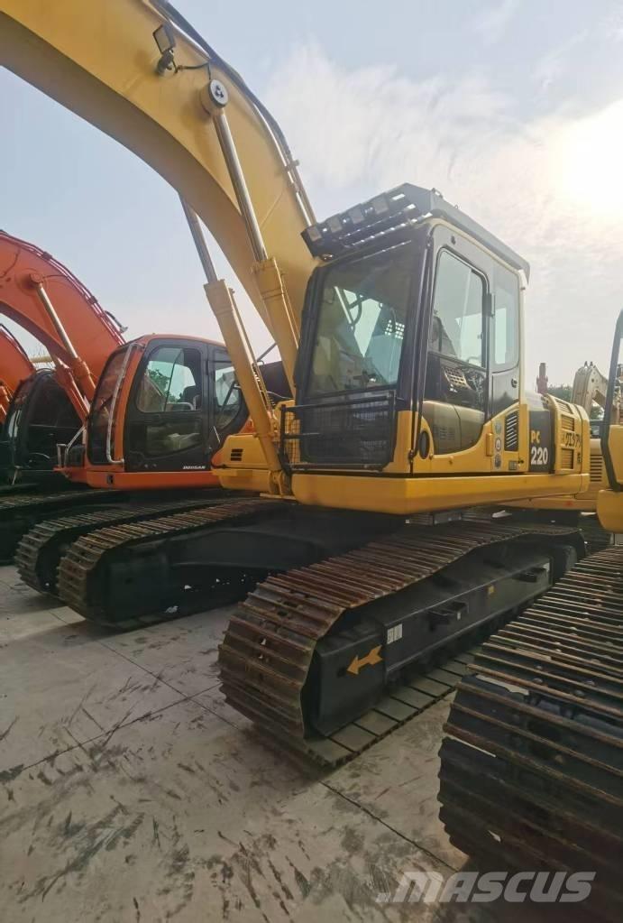Komatsu PC 220-8 Telakaivukoneet