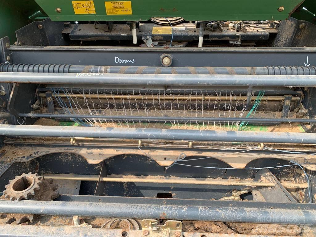 Fendt 3250 Pyöröpaalaimet
