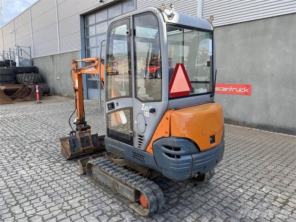 Hitachi ZX18 Pyöräkaivukoneet