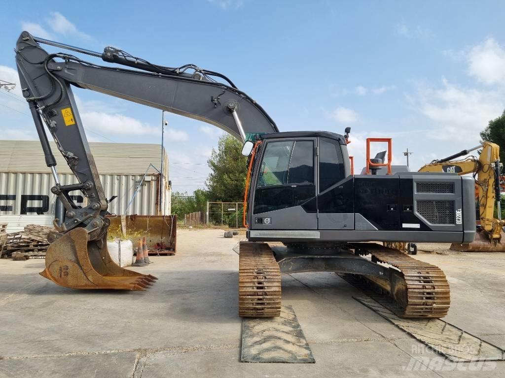 Volvo EC220EL Telakaivukoneet