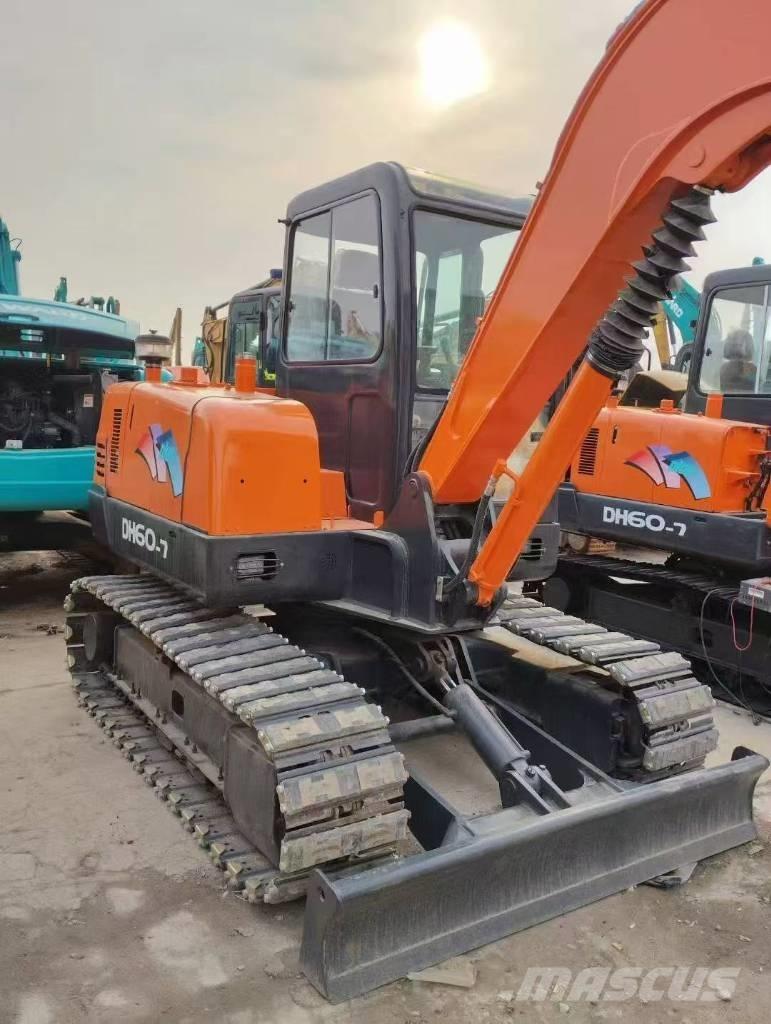 Doosan 55 Telakaivukoneet
