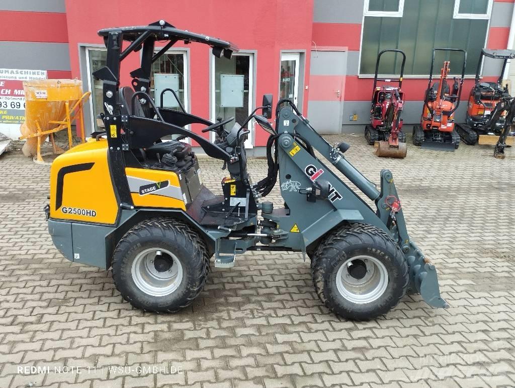 GiANT G2500 HD Etukuormaimet ja kaivuulaitteet