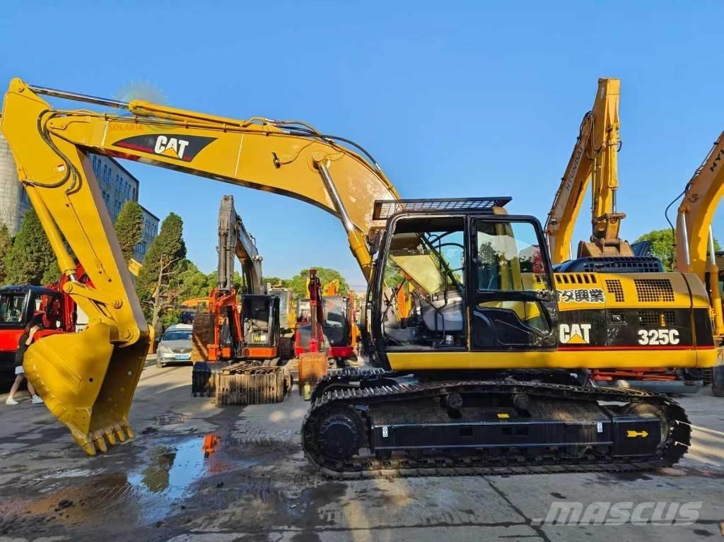 CAT 325 C Telakaivukoneet