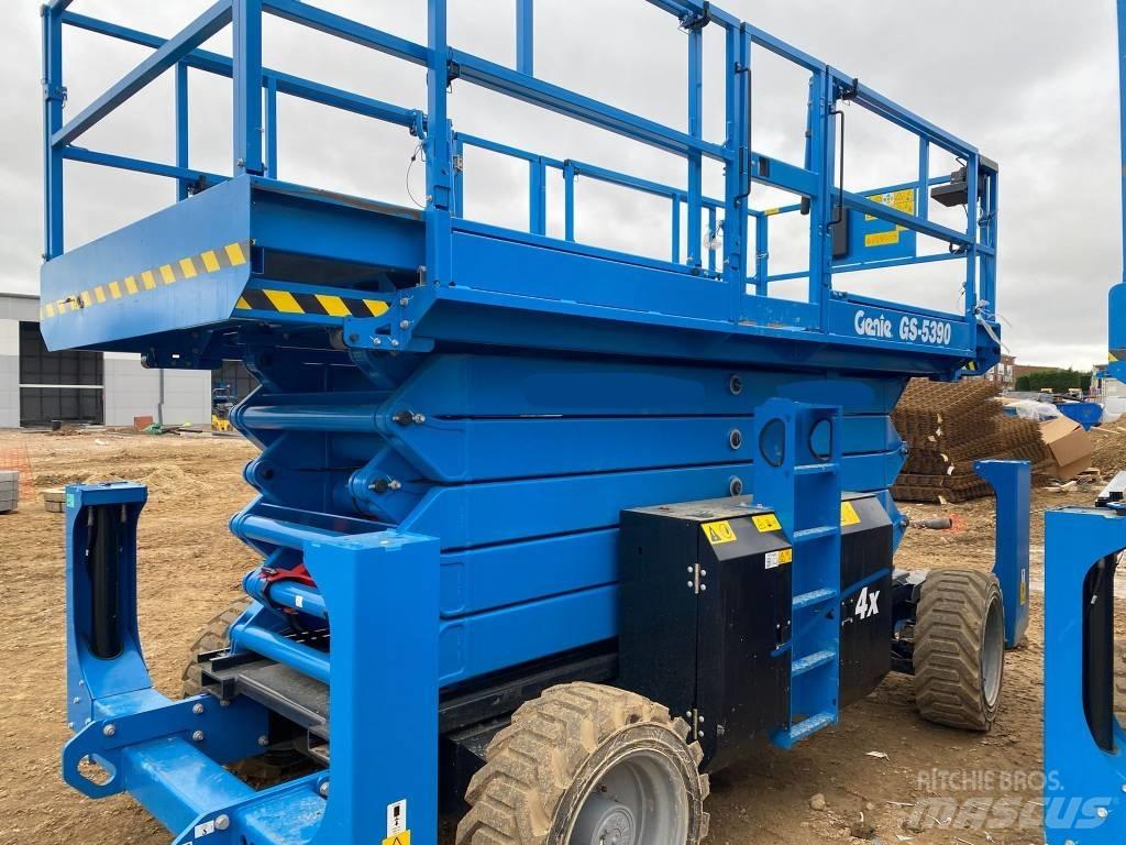 Genie GS 4390 RT Saksilavat