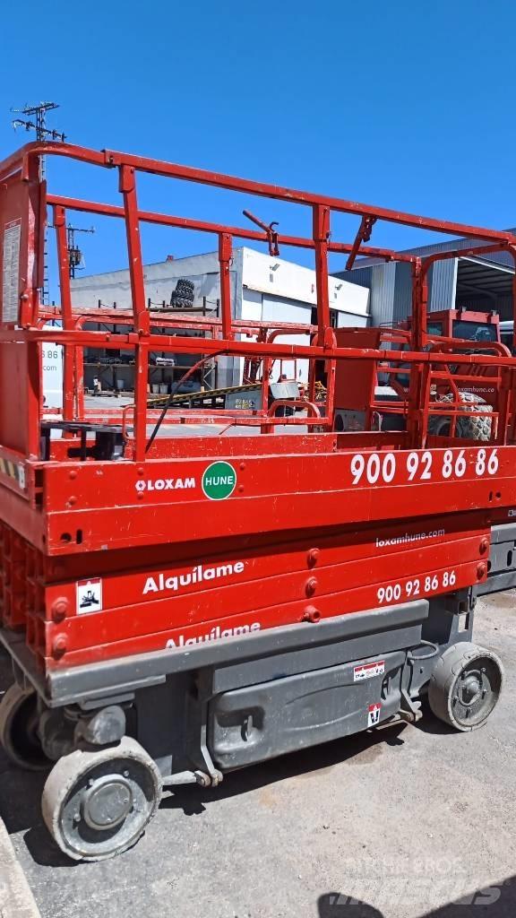 JLG 2630 ES Saksilavat