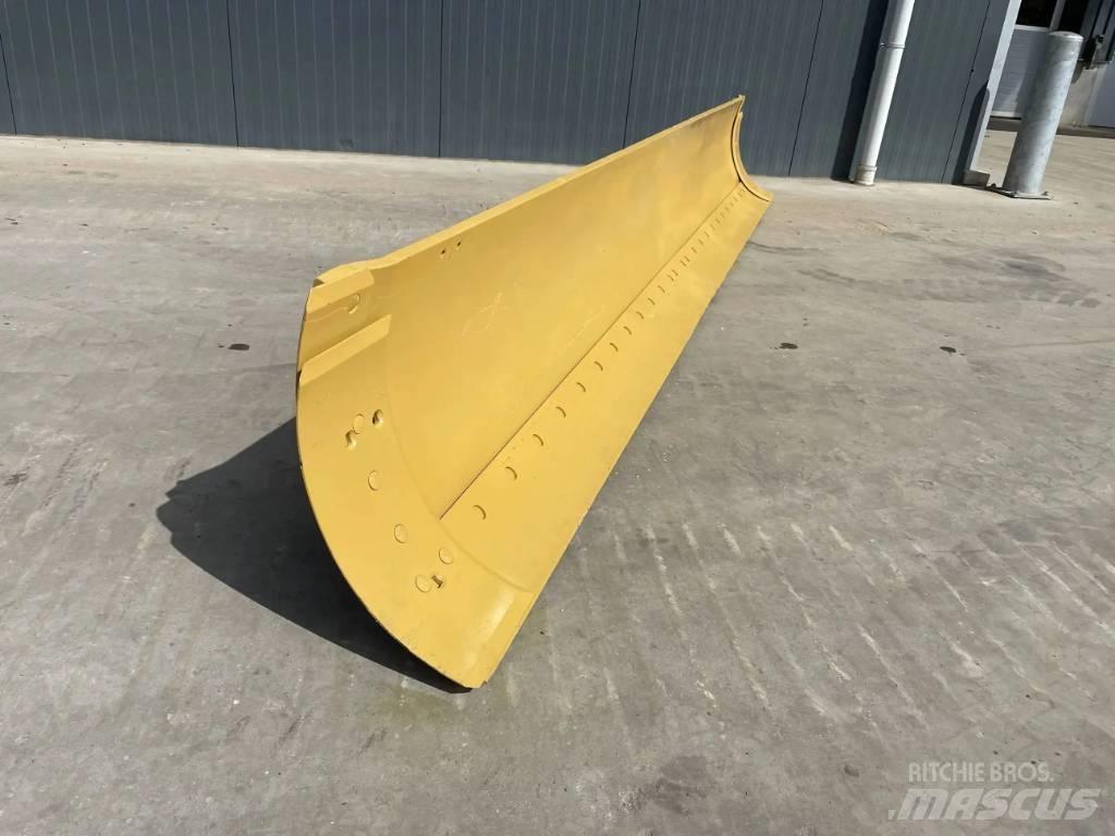CAT 140H Moldboard Puskulevyt