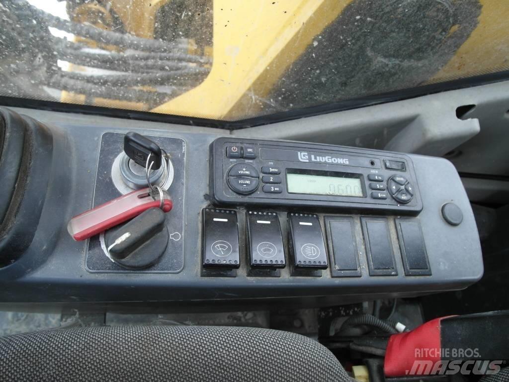LiuGong CLG 922 E Telakaivukoneet