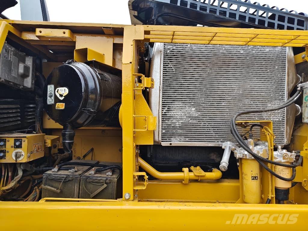CAT 330 D2L Telakaivukoneet