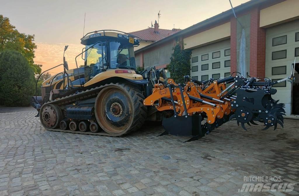 Challenger MT 875 E Traktorit