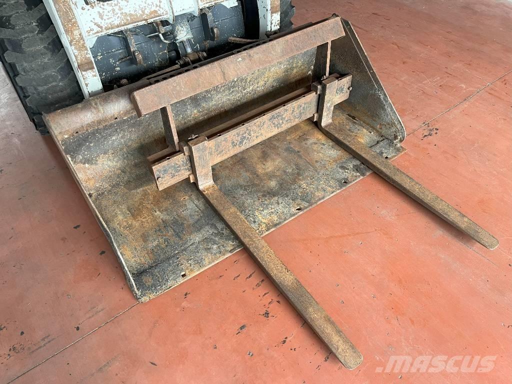 Bobcat 853 Liukuohjatut kuormaajat