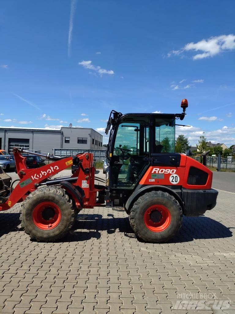 Kubota R 090 Pyöräkuormaajat