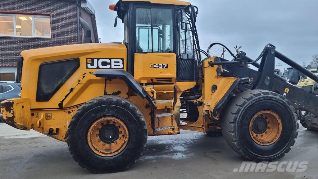 JCB 437 HT Pyöräkuormaajat