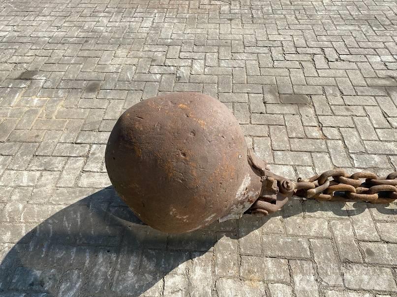 Sloop Bal Muut