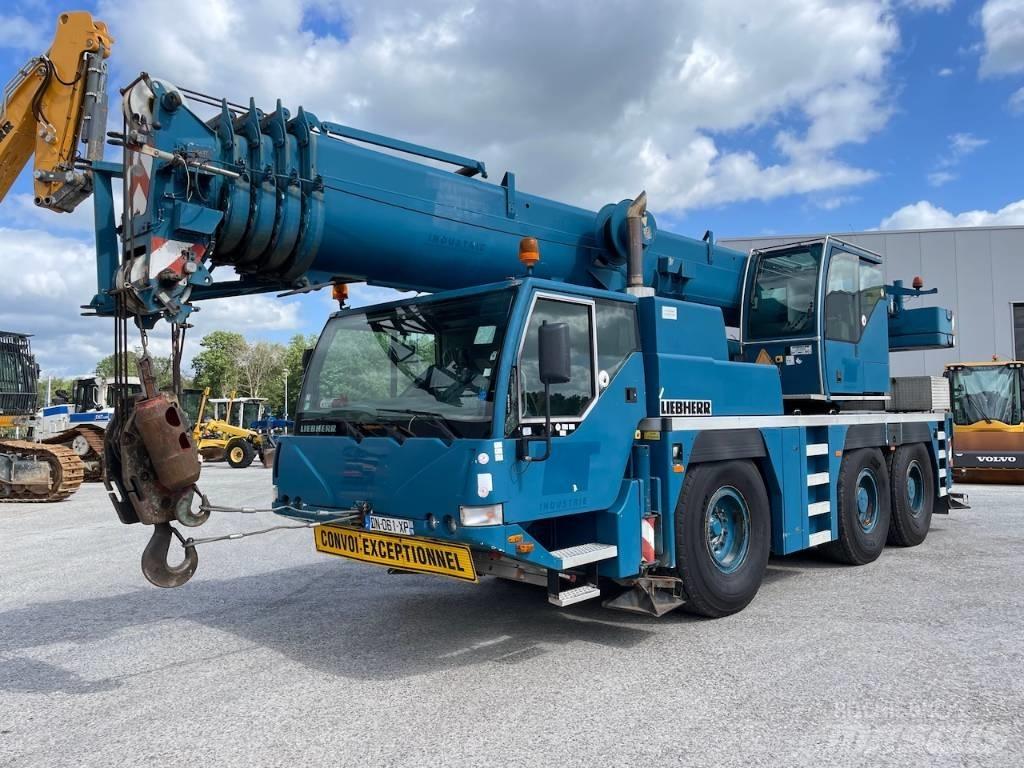 Liebherr LTM 1055-1 Mobiilinosturit