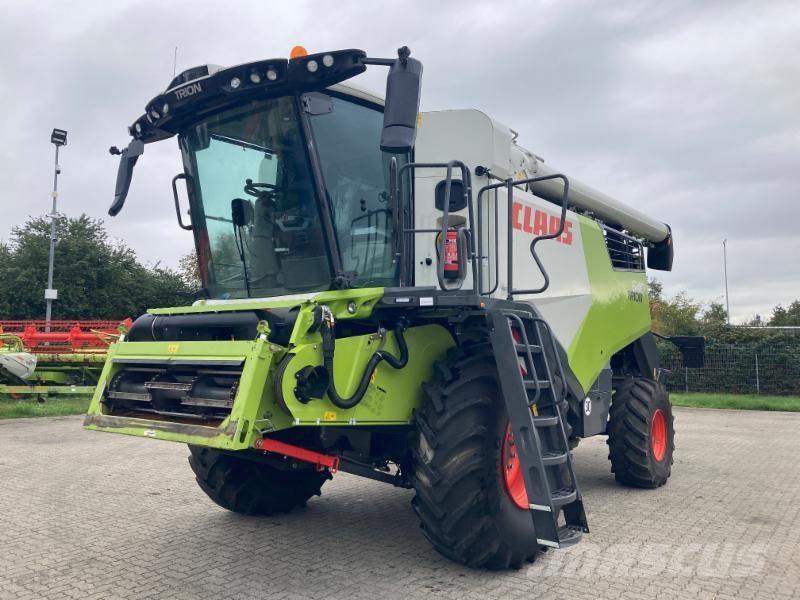 CLAAS TRION 640 Leikkuupuimurit