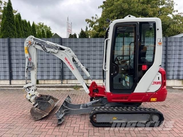 Takeuchi TB 320 Minikaivukoneet < 7t