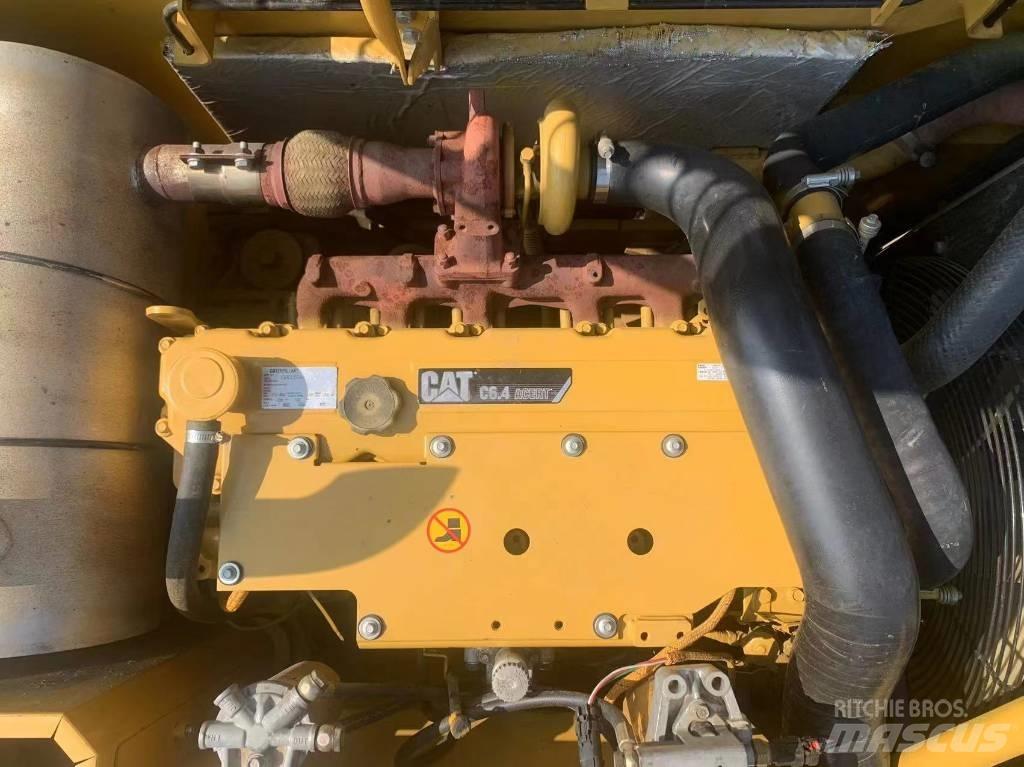 CAT 320 D Telakaivukoneet