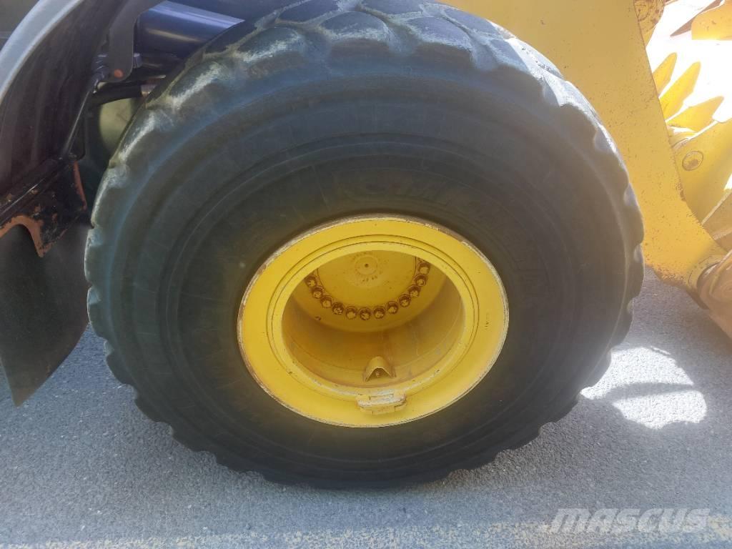 Komatsu WA480-8 Pyöräkuormaajat